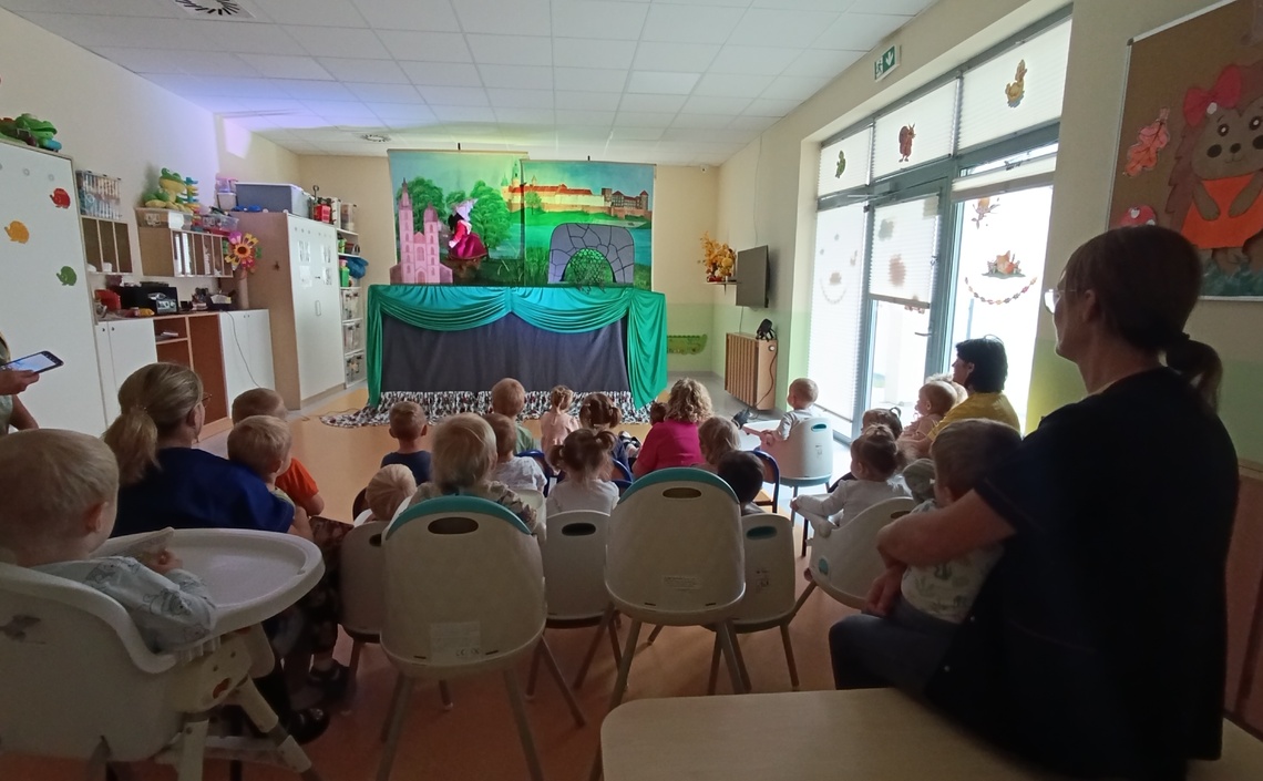 Teatrzyk lalek „Kukiełka” z Ptaszkowej  w naszym żłobku!