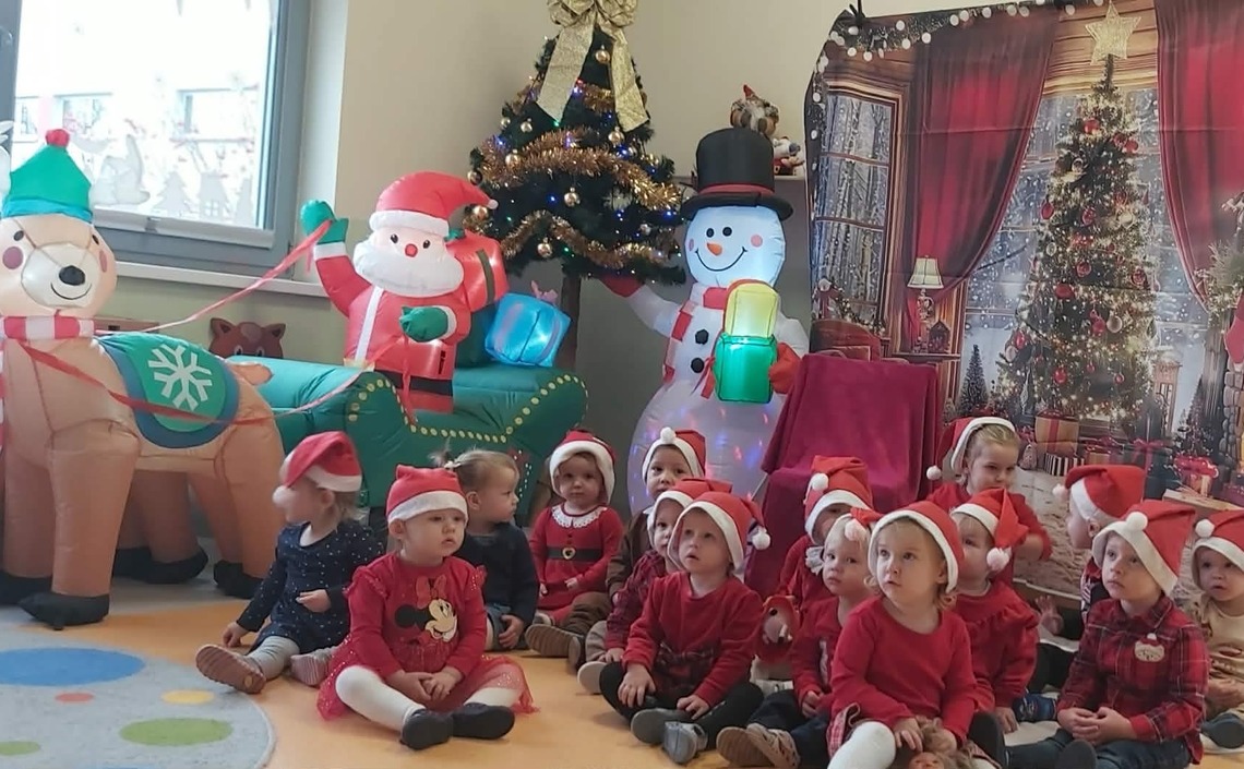 Magia świąt w Żłobku "Bajkowa Kraina" i "Tęczowa Chatka"
